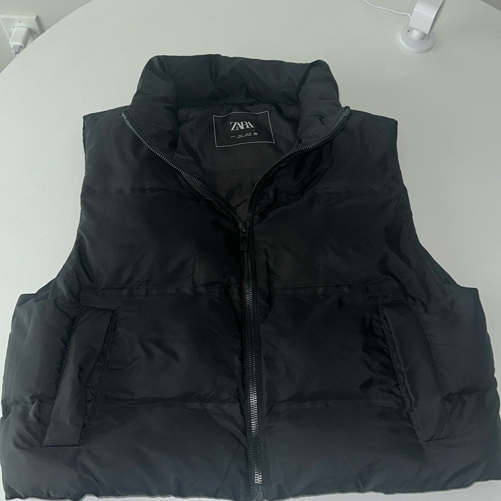 Zara puffer vest size L